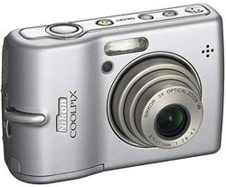 Nikon Coolpix L12